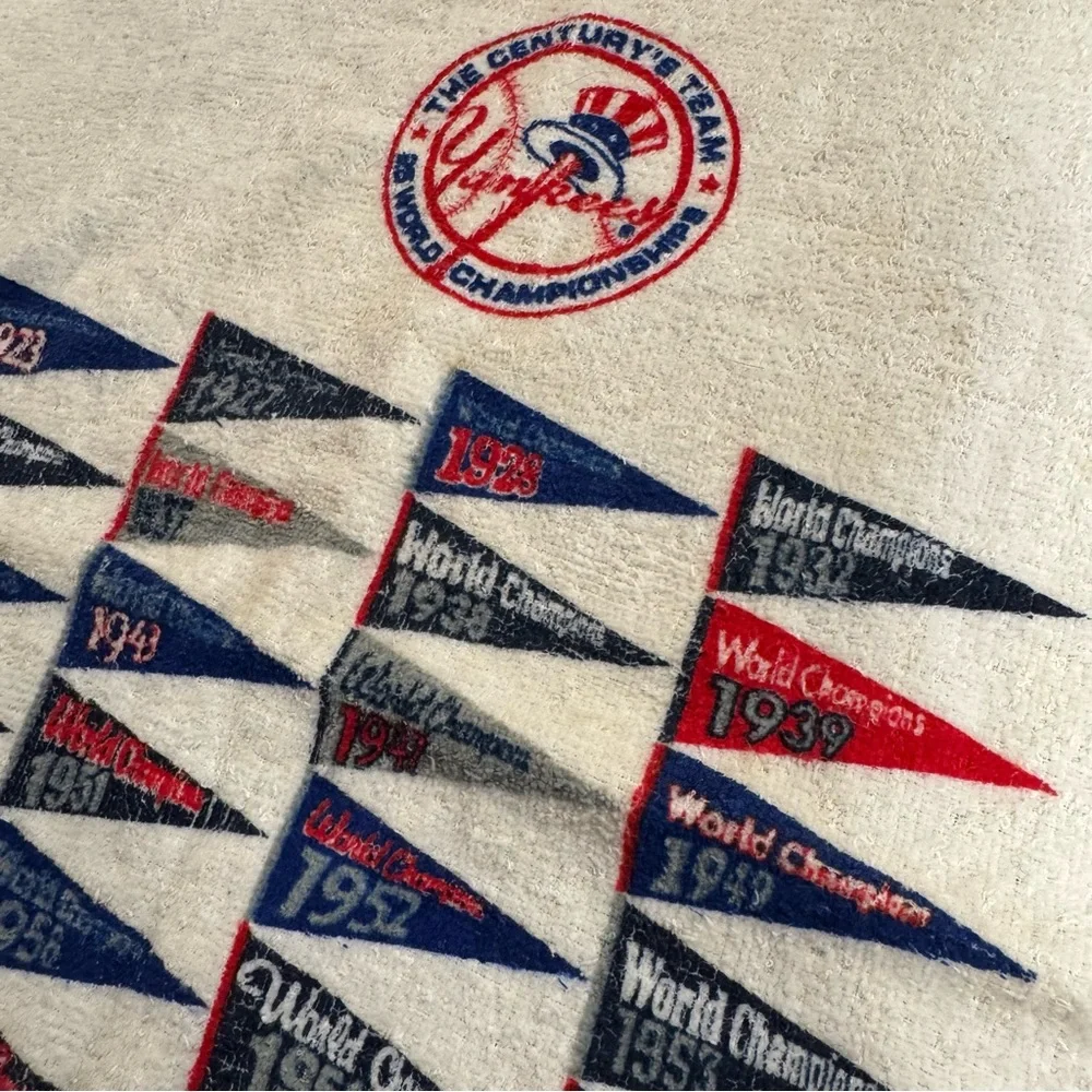 Vintage New York Yankees Fleet Team Towel